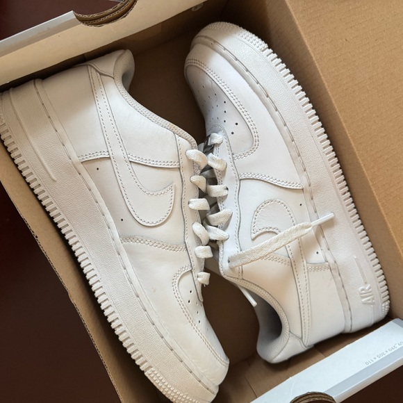 >>⭐️SOLD⭐️<< - Picture 1 of 6